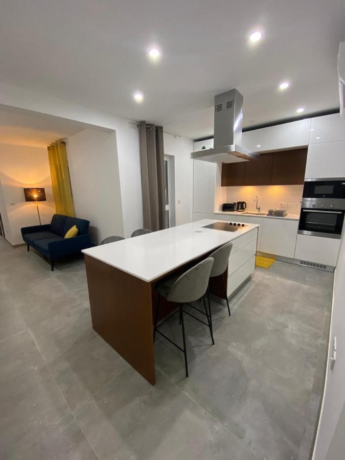 Gzira Two-Bedroom Apartment Exteriör bild