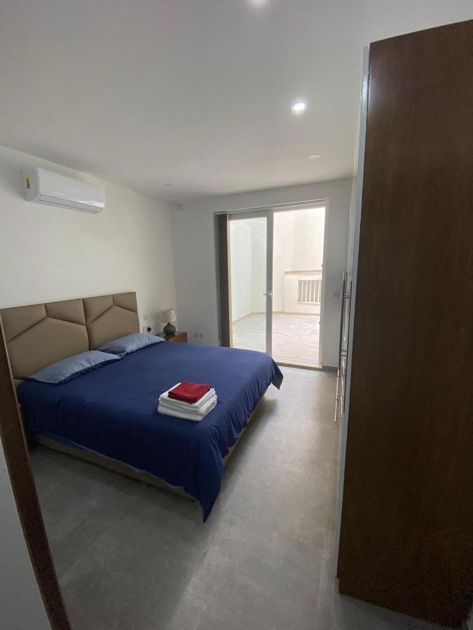 Gzira Two-Bedroom Apartment Exteriör bild